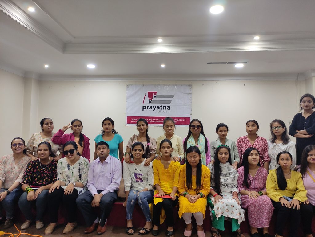 Group photo of Prayatna nepal team and participants